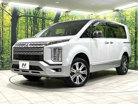 Mitsubishi Delica D:5 2024 buy in Moscow