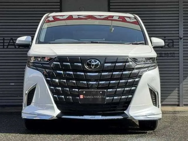 Toyota Alphard Hybrid 2026 — миниатюра 2