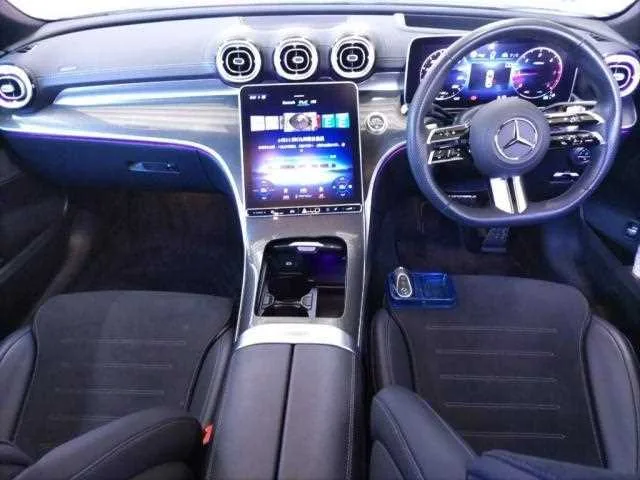 Mercedes-Benz C-Class 2023 — миниатюра 3