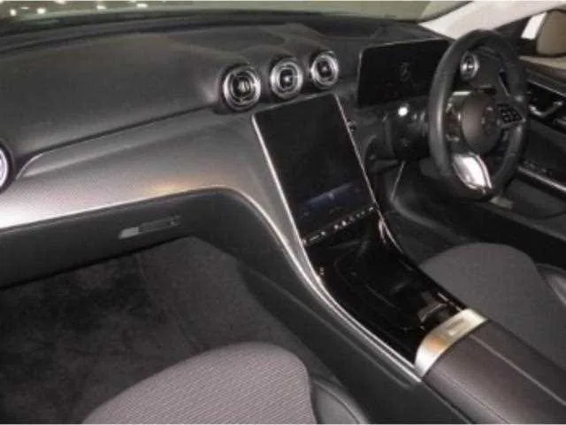 Mercedes-Benz C-Class 2022 — миниатюра 3