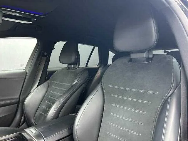 Mercedes-Benz C-Class 2023 — миниатюра 2