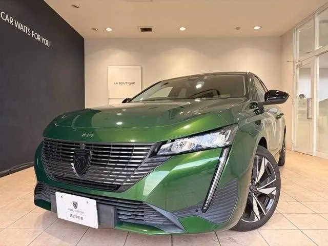 Peugeot 308 2023 — фото 1, купить с доставкой в Москву
