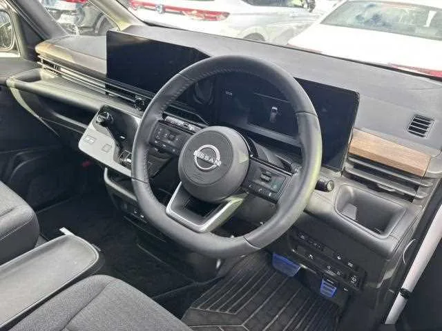 Nissan Serena 2025 — миниатюра 3
