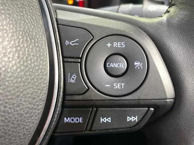 Toyota RAV4 2022 — миниатюра 5