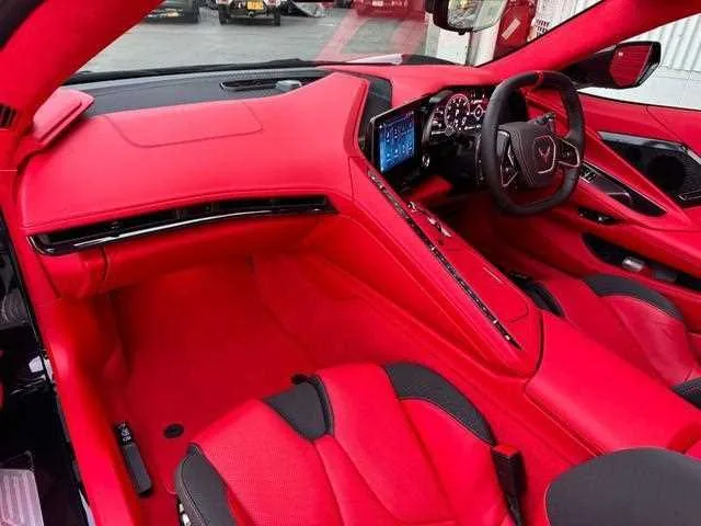 Chevrolet Corvette 2025 — миниатюра 3