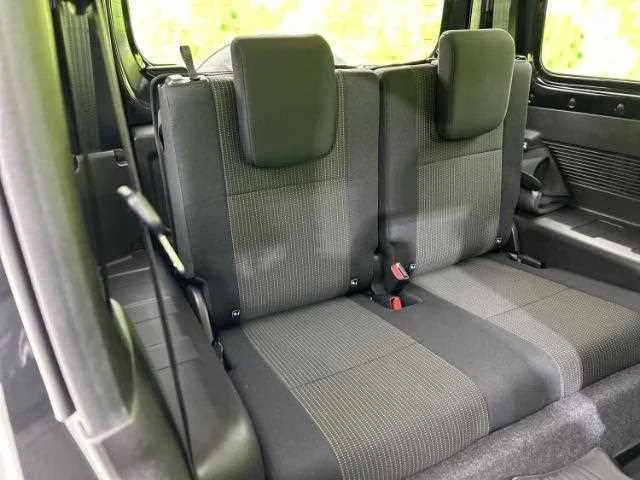 Suzuki Jimny 2023 — миниатюра 5