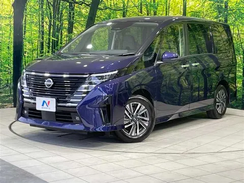 Nissan Serena 2022 купить в Москве