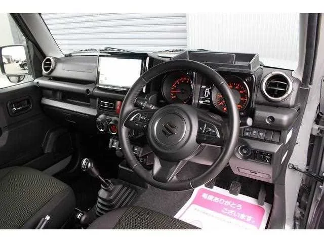 Suzuki Jimny 2022 — миниатюра 3