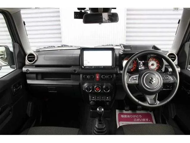 Suzuki Jimny 2022 — миниатюра 5