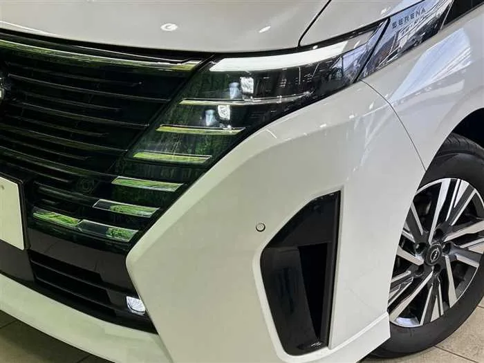 Nissan Serena 2023 — миниатюра 3