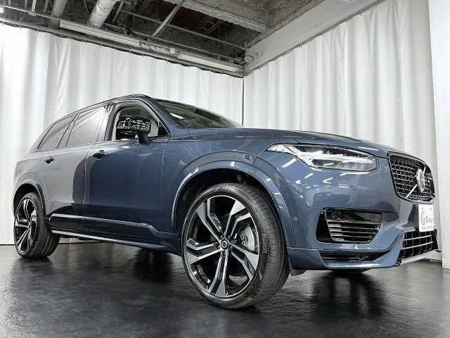 Volvo XC90 2023 — миниатюра 4