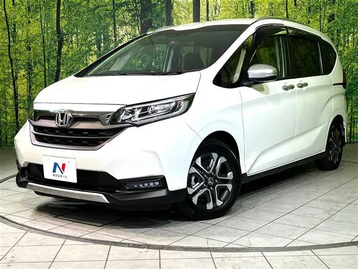 Honda Freed+ 2024 — фото 1, купить с доставкой в Москву