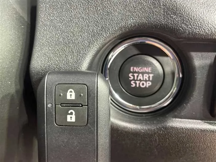 Suzuki Jimny 2025 — миниатюра 3