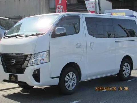 Nissan Caravan Van 2023 купить в Москве