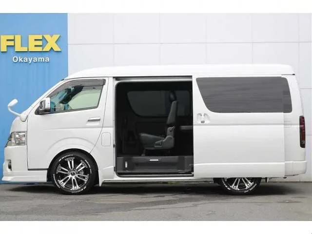 Toyota Hiace Van 2022 — миниатюра 5