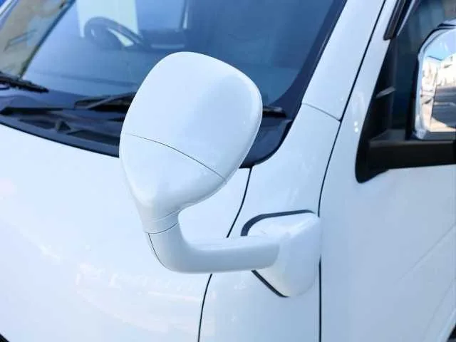 Toyota Hiace Van 2022 — миниатюра 5