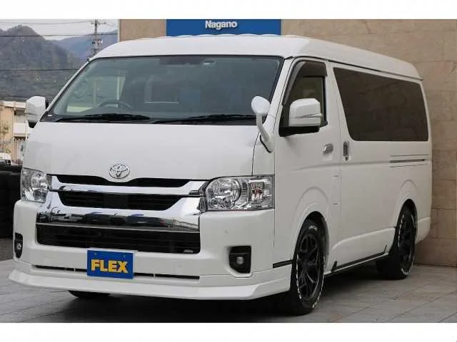 Toyota Hiace Wagon 2023 — миниатюра 3