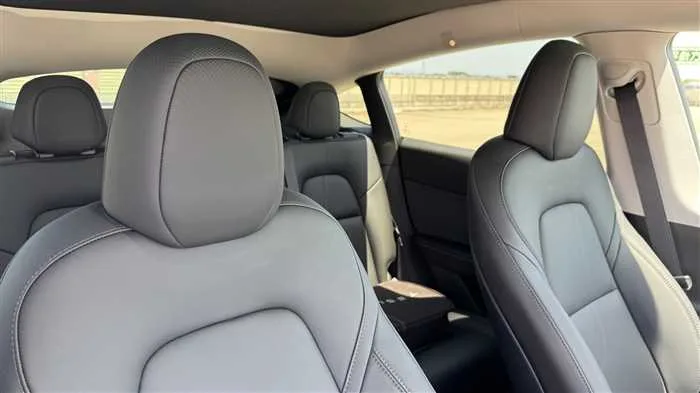 Tesla Motors Others RWD 2023 — миниатюра 3