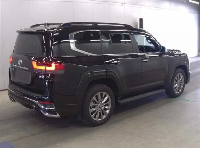 Toyota Land Cruiser ZX *MODELISTA*REAR ENTERTAINMENT*JBL*COOL BOX* 2023 — миниатюра 4