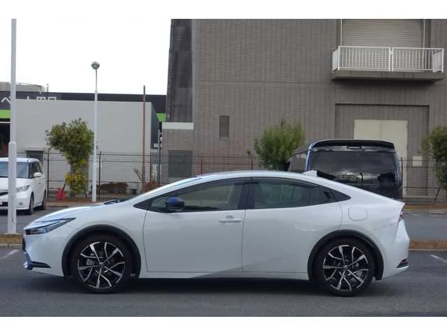 Toyota Prius 2025 — миниатюра 5