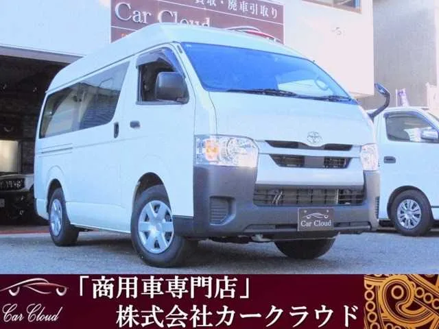 Toyota Hiace Van 2023 — миниатюра 2