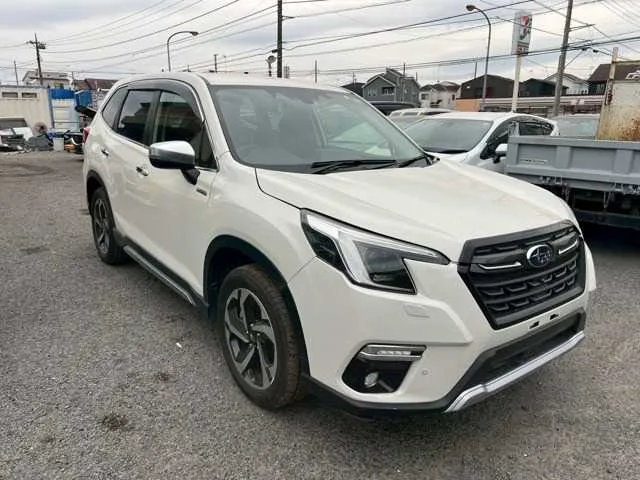 Subaru Forester 2023 — фото 1, купить с доставкой в Москву