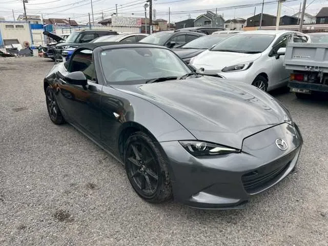 Mazda Roadster 2025 — фото 1, купить с доставкой в Москву