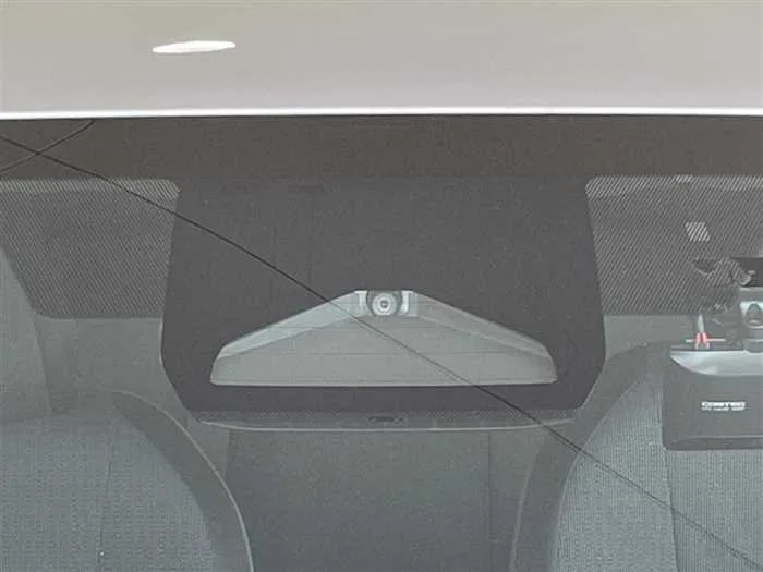 Toyota Prius 2023 — миниатюра 5