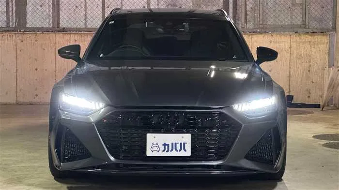 Audi RS6 2022 — миниатюра 2