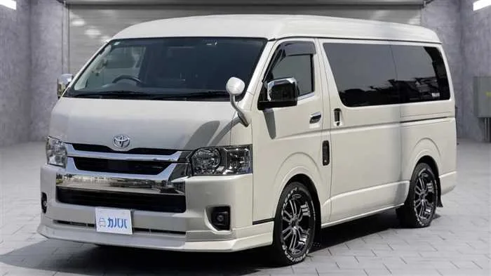 Toyota Hiace Wagon GL 2024 — фото 1, купить с доставкой в Москву