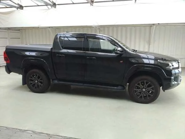 Toyota Hilux Truck GR SPORT 2024 — миниатюра 2