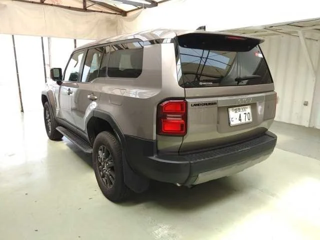 Toyota Land Cruiser VX 2024 — миниатюра 5
