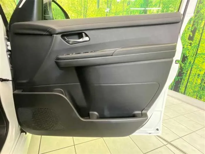 Nissan Serena 2023 — миниатюра 5