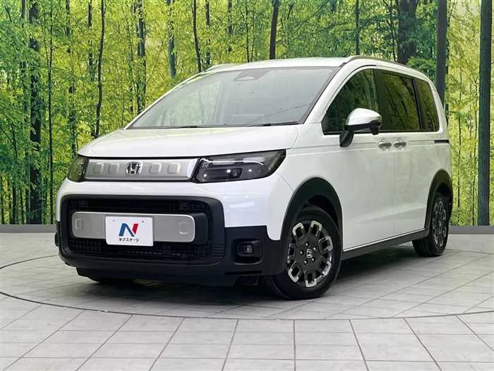 Honda Freed 2025 — фото 1, купить с доставкой в Москву