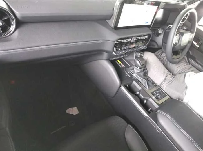 Toyota Land Cruiser Prado 250 VX DIESEL MODELISTA JBL 2025 — миниатюра 5