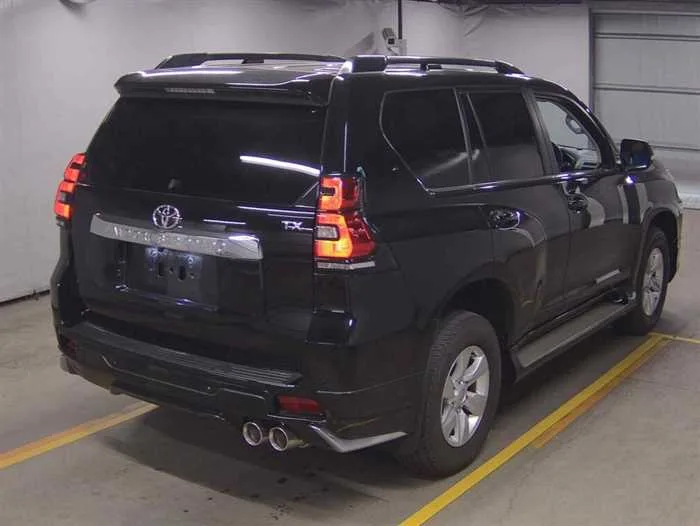 Toyota Land Cruiser Prado TX-L DIESEL SUNROOF 7-SEATS 2023 — миниатюра 4