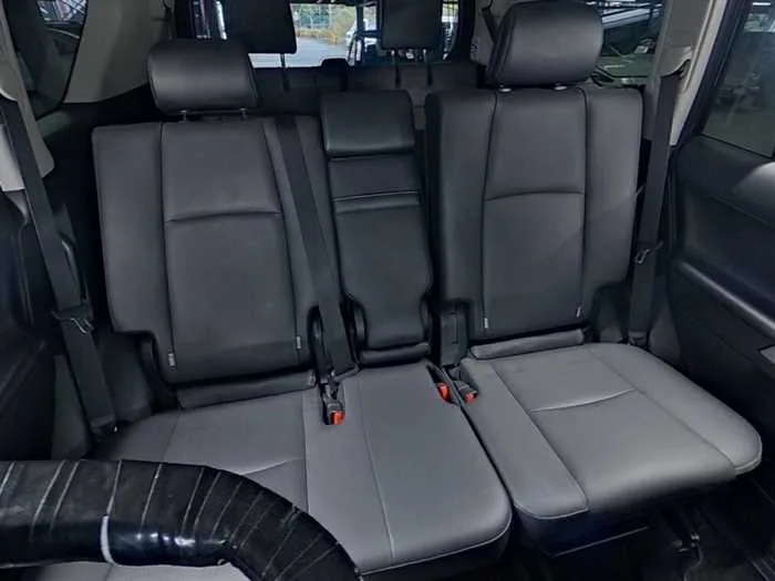 Toyota Land Cruiser Prado TX-L DIESEL SUNROOF 7-SEATS 2023 — миниатюра 3