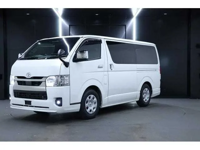 Toyota Hiace Van 2023 — миниатюра 4