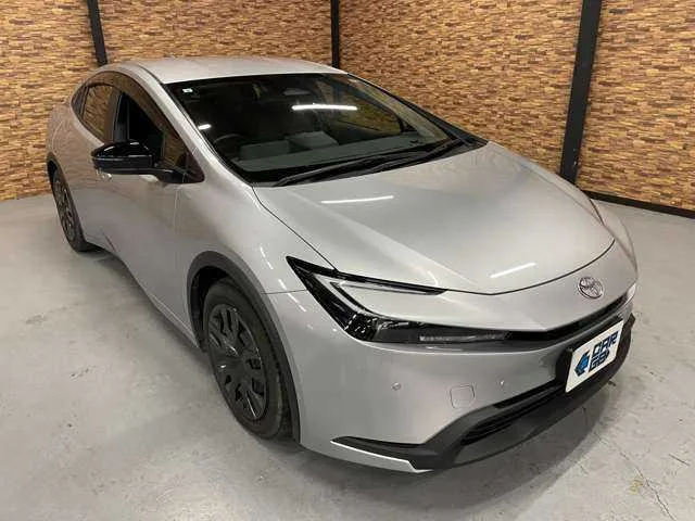 Toyota Prius 2023 — миниатюра 2