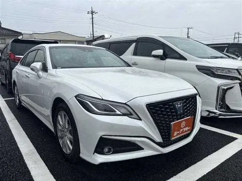 Toyota Crown 2022 buy in Moscow