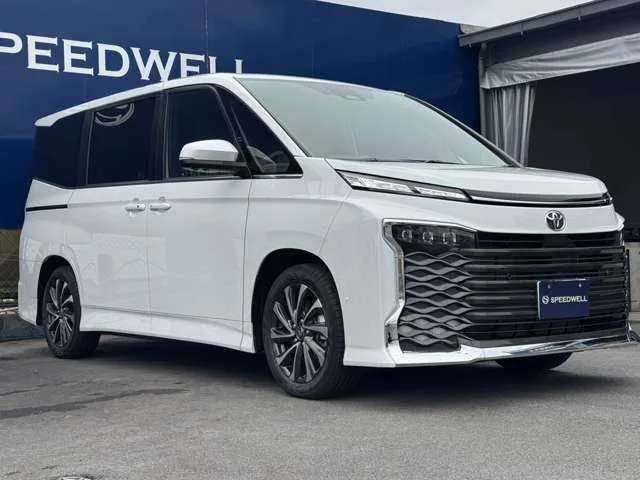 Toyota Voxy 2026 — миниатюра 5