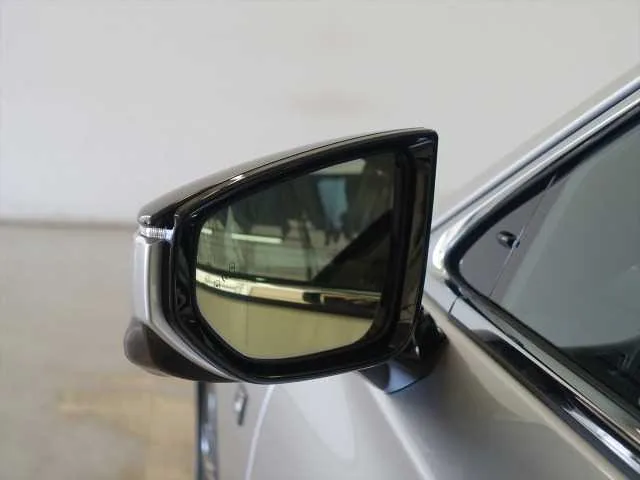 Lexus LS 2024 — миниатюра 3