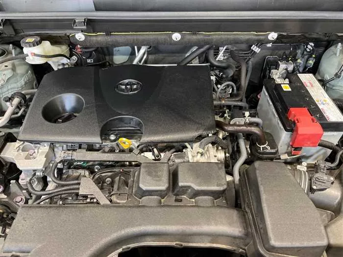 Toyota RAV4 2023 — миниатюра 2