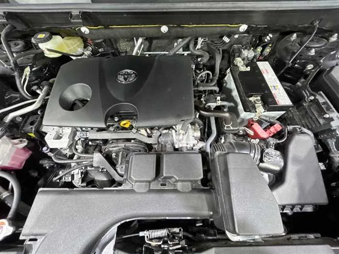 Toyota RAV4 2022 — миниатюра 3