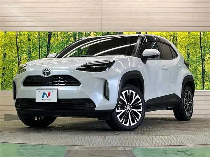 Toyota Yaris Cross 2024 — фото 1, купить с доставкой в Москву