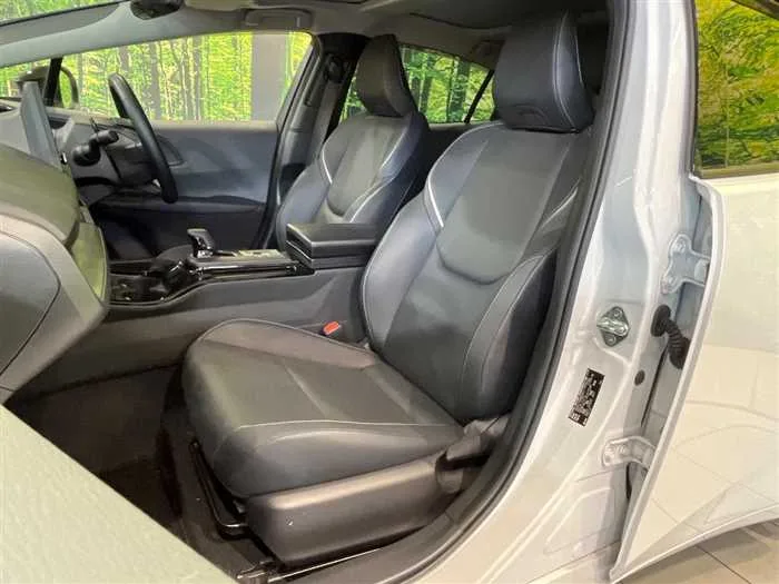 Toyota Prius 2023 — миниатюра 5