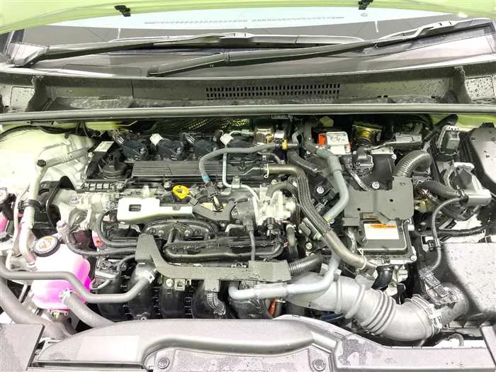 Toyota Prius 2025 — миниатюра 5