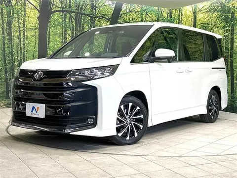 Toyota Noah 2025 купить в Москве