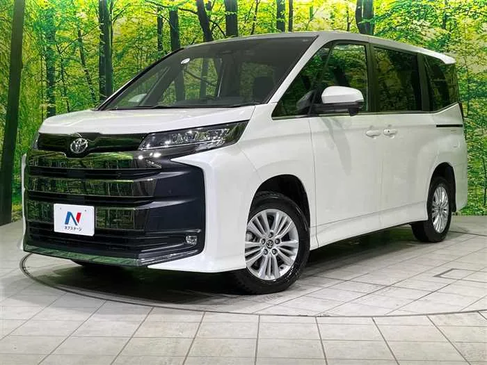 Toyota Noah 2025 — фото 1, купить с доставкой в Москву