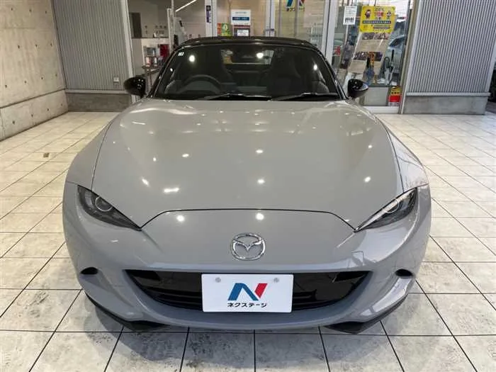 Mazda Roadster 2025 — миниатюра 4